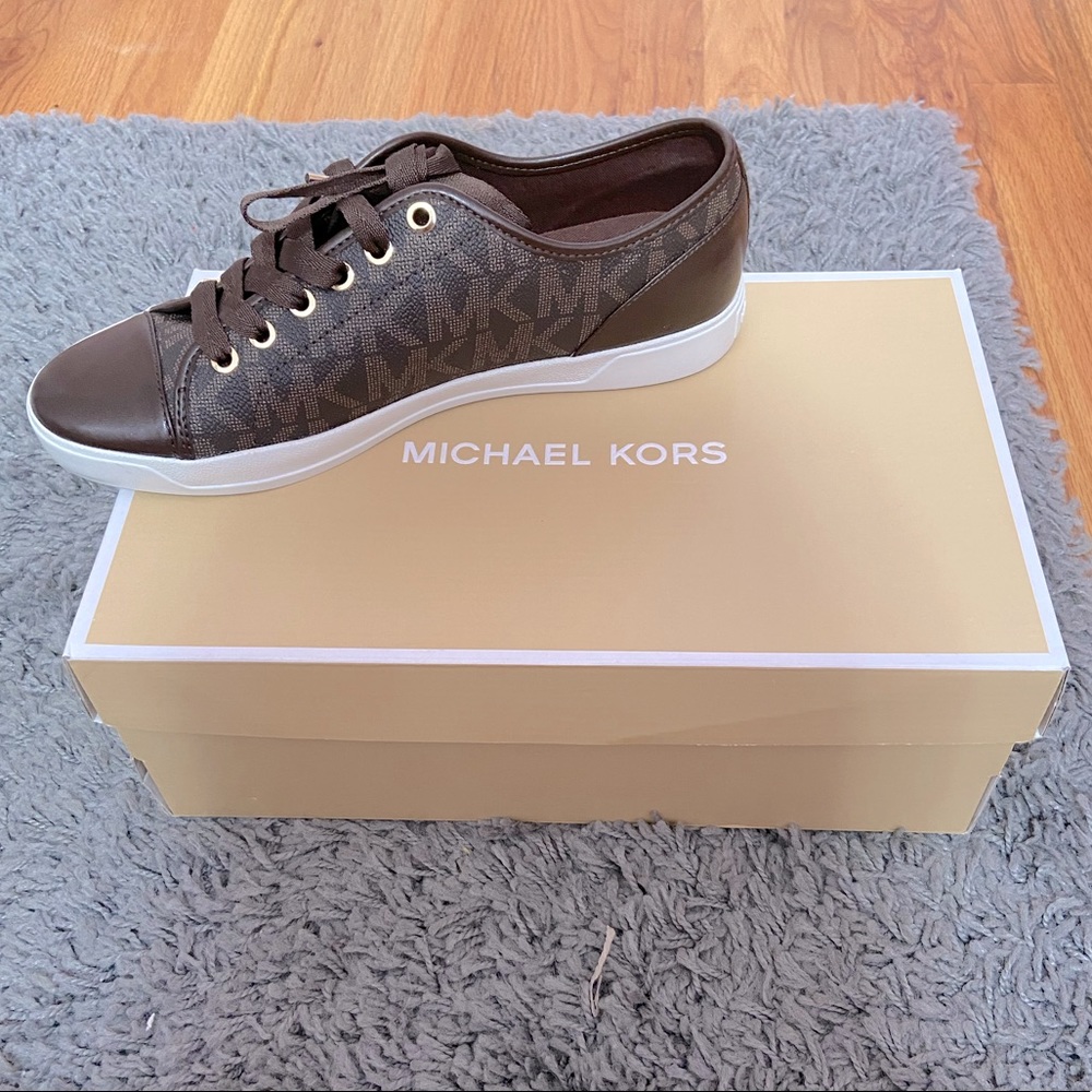 BRAND NEW!! Never worn Micheal Kors City Sneakers